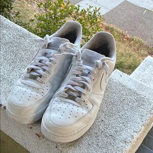 Nike White Air Force 1